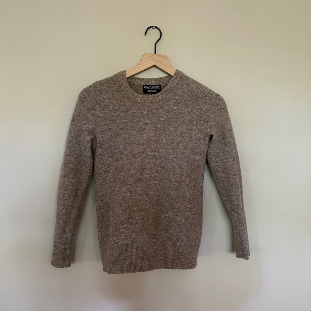 Banana Republic Wool/Alpaca Blend sweater
